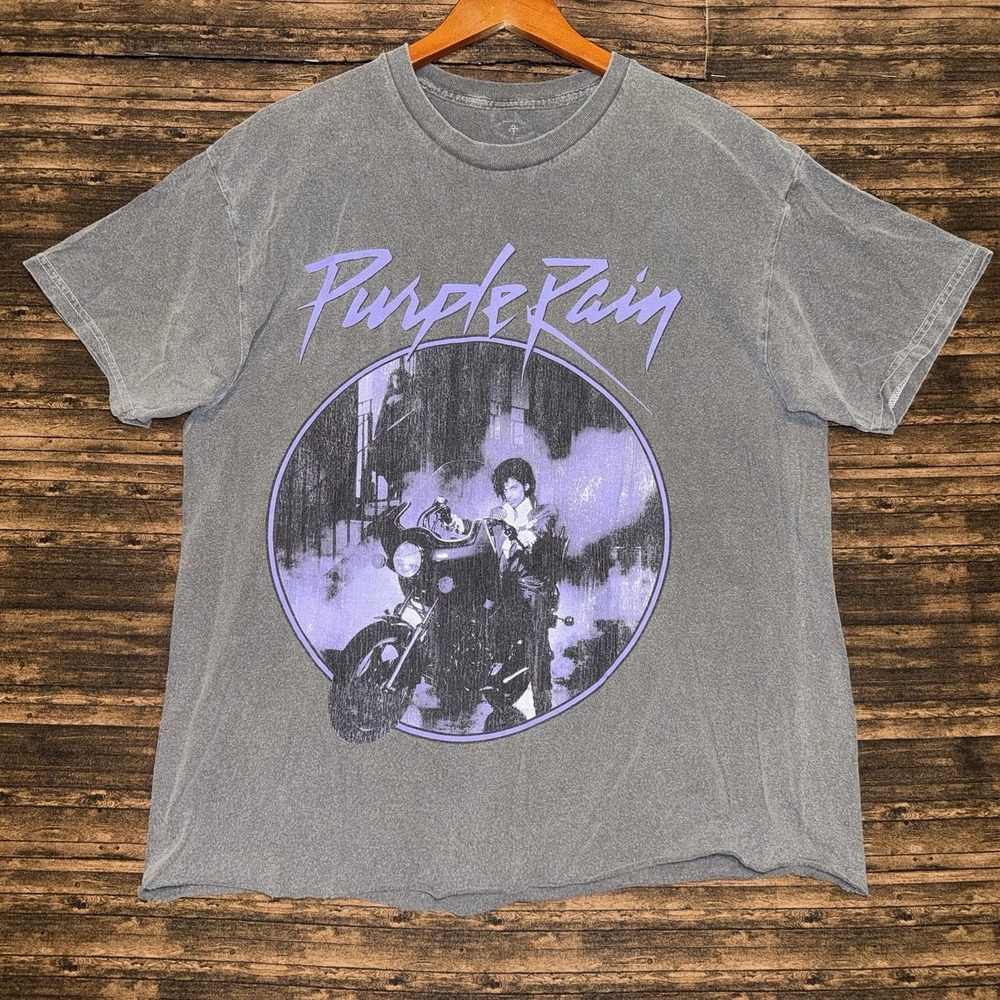 Prince "Purple Rain" Vintage Style Gray T-Shirt Small